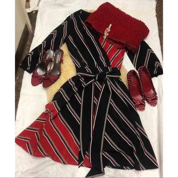 White House Black Market Dresses & Skirts - White House Black Market Dress